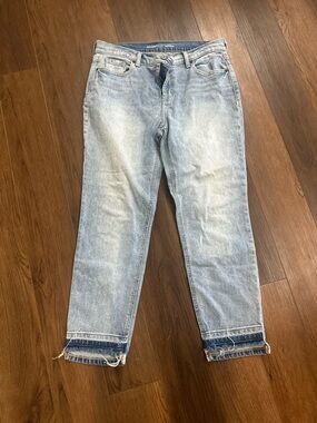 Old Navy Light Wash Boyfriend Jeans